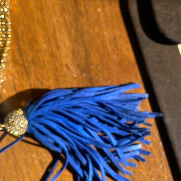Stunning Blue Suede with Leather Trim Gold Chain is to die for - Picture 10 of 16